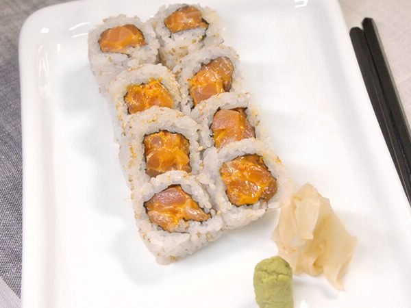 Spicy Salmon Roll